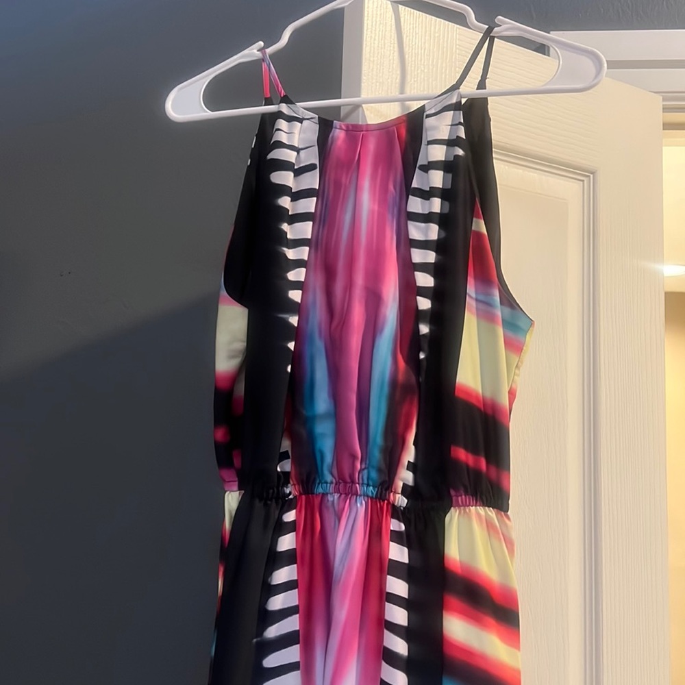 Summer time is here size M